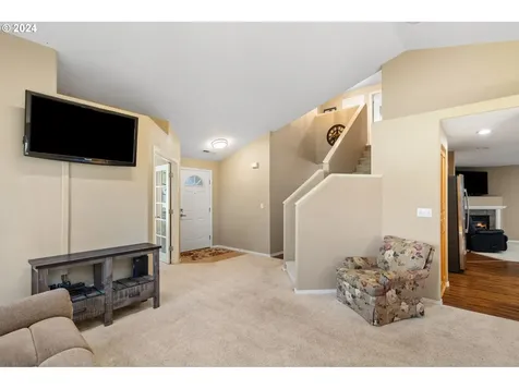 1136 43rd Street Washougal WA 98671