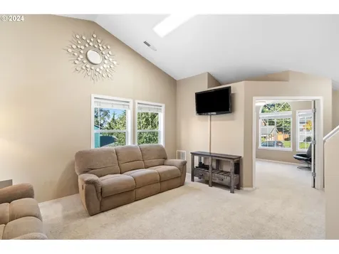 1136 43rd Street Washougal WA 98671