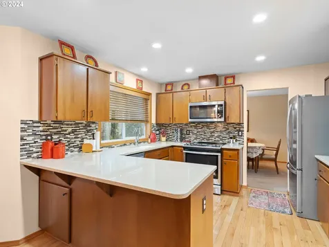 2013 NE 228th Court Fairview OR 97024
