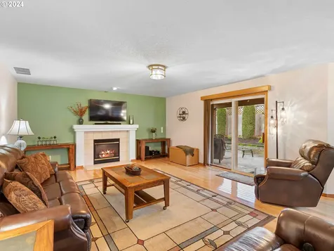 2013 NE 228th Court Fairview OR 97024