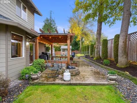 2013 NE 228th Court Fairview OR 97024