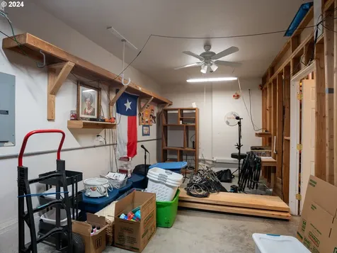 2013 NE 228th Court Fairview OR 97024