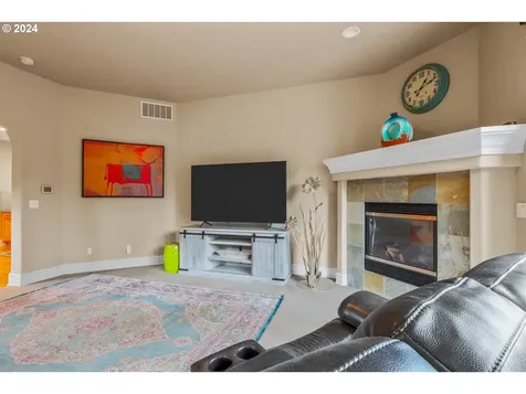 11063 SW Brown Street Tualatin OR 97062