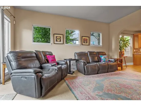 11063 SW Brown Street Tualatin OR 97062