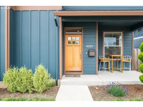 6025 Se Duke Street Portland OR 97206