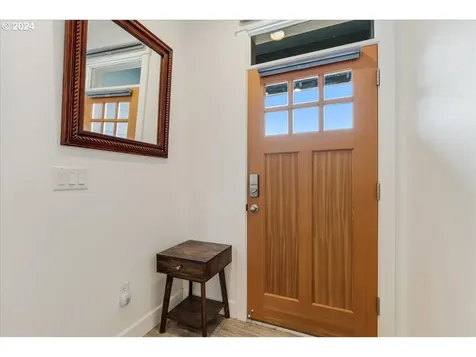 6025 Se Duke Street Portland OR 97206