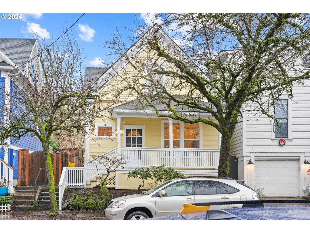 1927 NW 25th Avenue Portland OR 97210