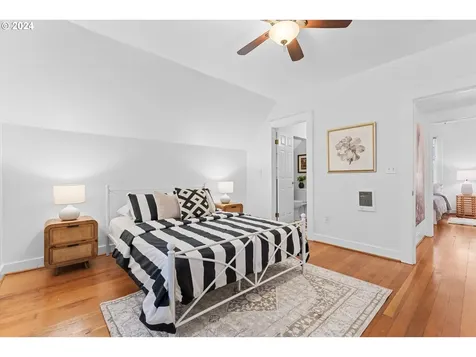 1927 NW 25th Avenue Portland OR 97210