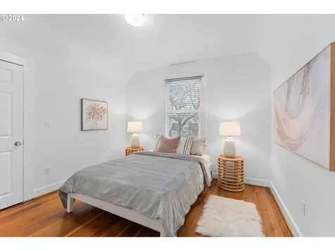 1927 NW 25th Avenue Portland OR 97210