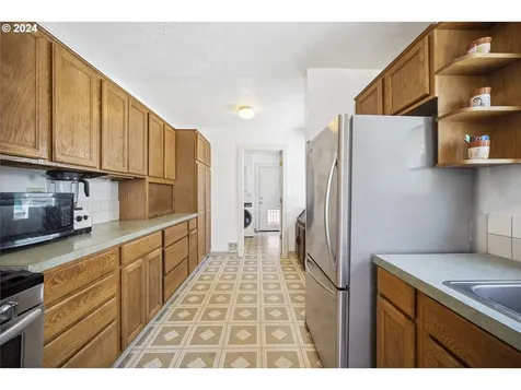 10615 Se Harold Street Portland OR 97266