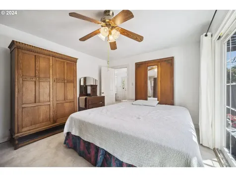 10615 Se Harold Street Portland OR 97266