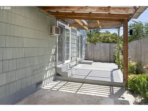 10615 Se Harold Street Portland OR 97266