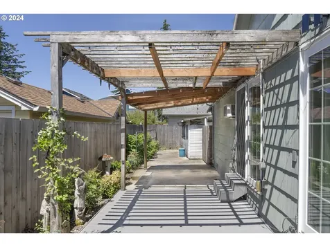 10615 Se Harold Street Portland OR 97266