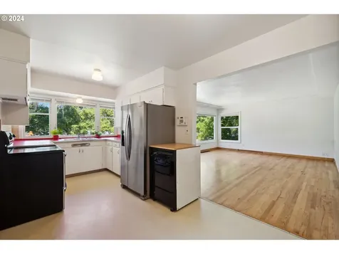 3334 Ne 81st Avenue Portland OR 97213