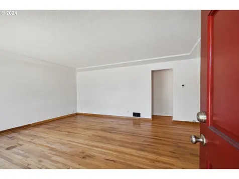 3334 Ne 81st Avenue Portland OR 97213