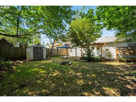 3334 Ne 81st Avenue Portland OR 97213