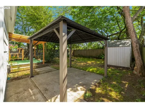 3334 Ne 81st Avenue Portland OR 97213