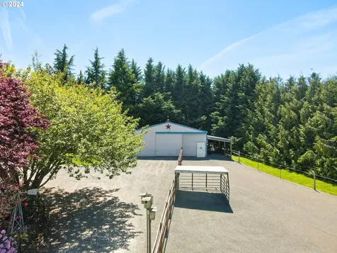 24277 S Schuebel School Road Beavercreek OR 97004