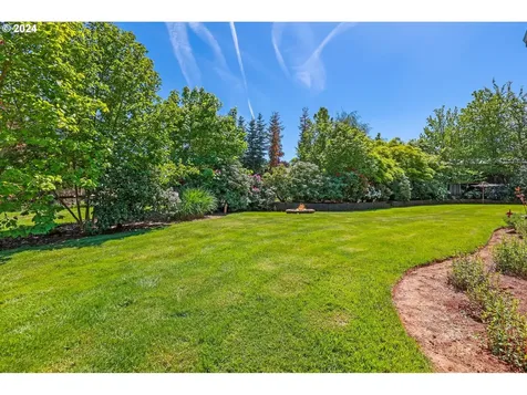 24277 S Schuebel School Road Beavercreek OR 97004