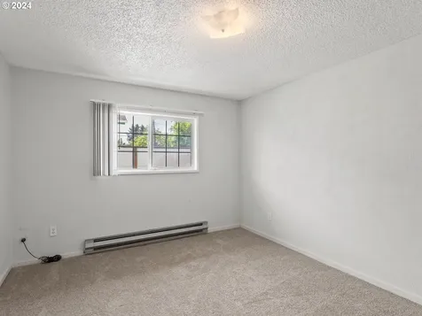 1211 S 7th Avenue Kelso WA 98626