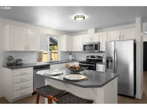 6842 Se Ariel Street Hillsboro OR 97123