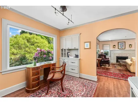 4226 Se Ash Street Portland OR 97215