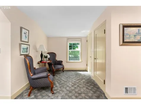 4226 Se Ash Street Portland OR 97215