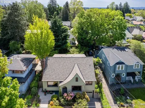 4226 Se Ash Street Portland OR 97215