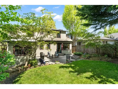 4226 Se Ash Street Portland OR 97215