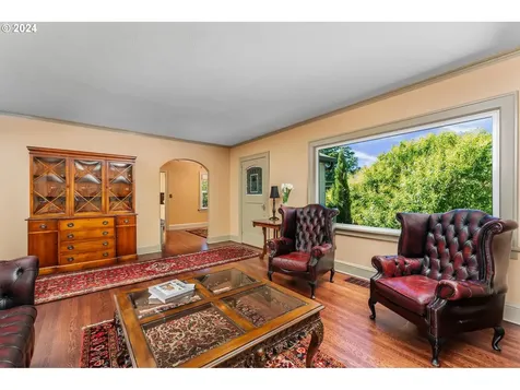 4226 Se Ash Street Portland OR 97215