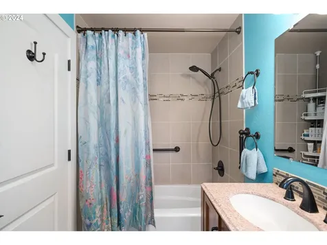 15520 Ne 20th Street Vancouver WA 98684