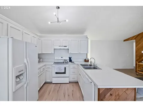 4211 NE 45th Avenue Vancouver WA 98661