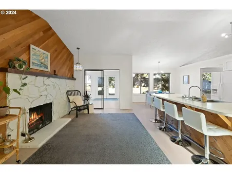 4211 NE 45th Avenue Vancouver WA 98661