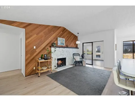 4211 NE 45th Avenue Vancouver WA 98661
