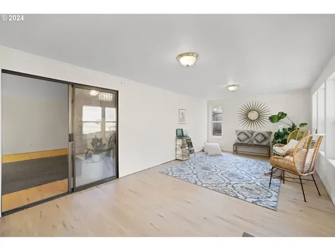 4211 NE 45th Avenue Vancouver WA 98661