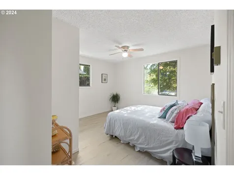 4211 NE 45th Avenue Vancouver WA 98661