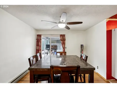 2832 B Street Forest Grove OR 97116