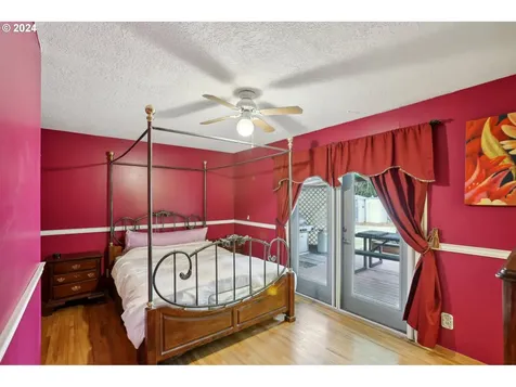 2832 B Street Forest Grove OR 97116