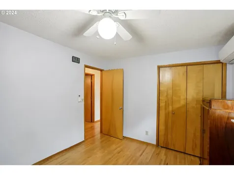 2832 B Street Forest Grove OR 97116
