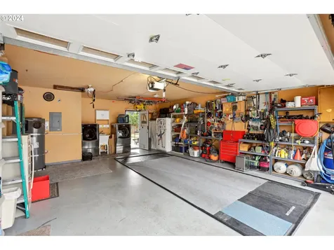 2832 B Street Forest Grove OR 97116