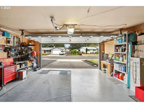 2832 B Street Forest Grove OR 97116
