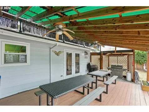 2832 B Street Forest Grove OR 97116