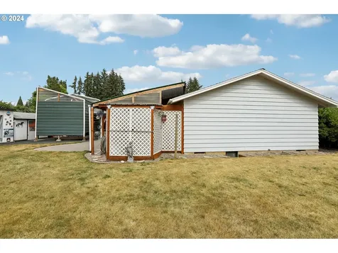 2832 B Street Forest Grove OR 97116