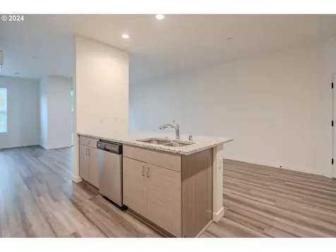 349 S 69th Place Ridgefield WA 98642