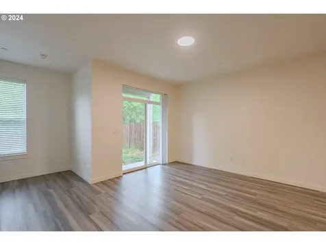 349 S 69th Place Ridgefield WA 98642