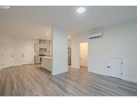 349 S 69th Place Ridgefield WA 98642