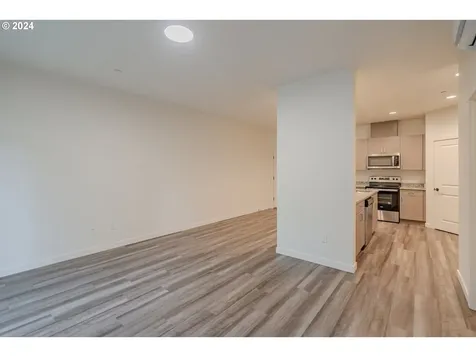 349 S 69th Place Ridgefield WA 98642