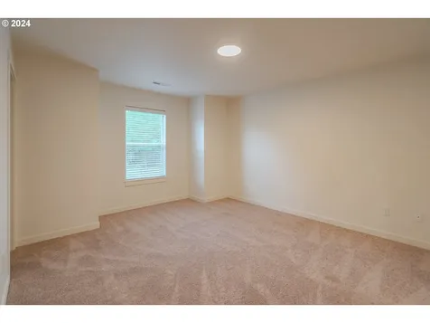 349 S 69th Place Ridgefield WA 98642