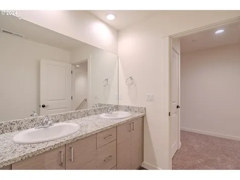 349 S 69th Place Ridgefield WA 98642