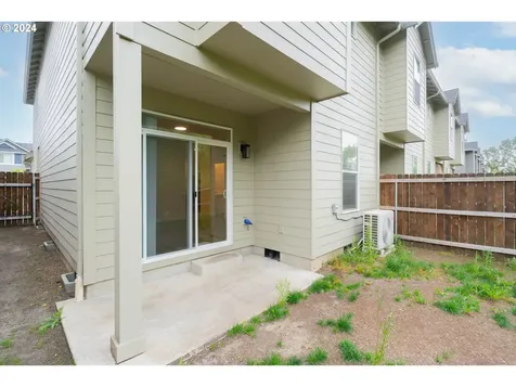 349 S 69th Place Ridgefield WA 98642